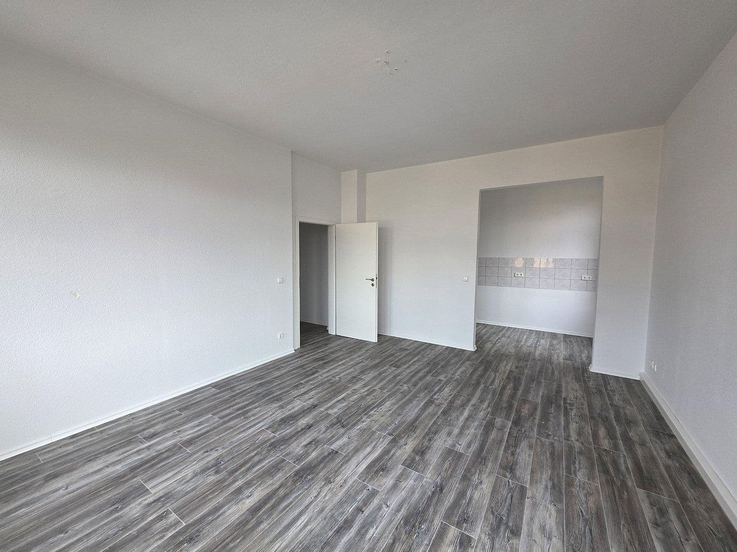 2 bedroom flat to rent, 56 m², Kitscherstr, 10, Crimmitschau, Saxony 2 bedroom flat to rent, 56 m², Kitscherstr, 10, Crimmitschau, Saxony