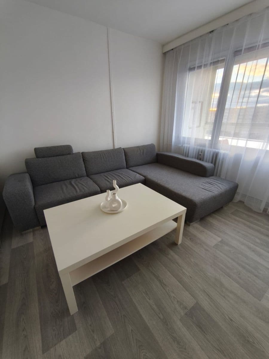 3 bedroom flat to rent, 68 m², Mikuláškovo náměstí, Brno, Jihomoravský Region 3 bedroom flat to rent, 68 m², Mikuláškovo náměstí, Brno, Jihomoravský Region