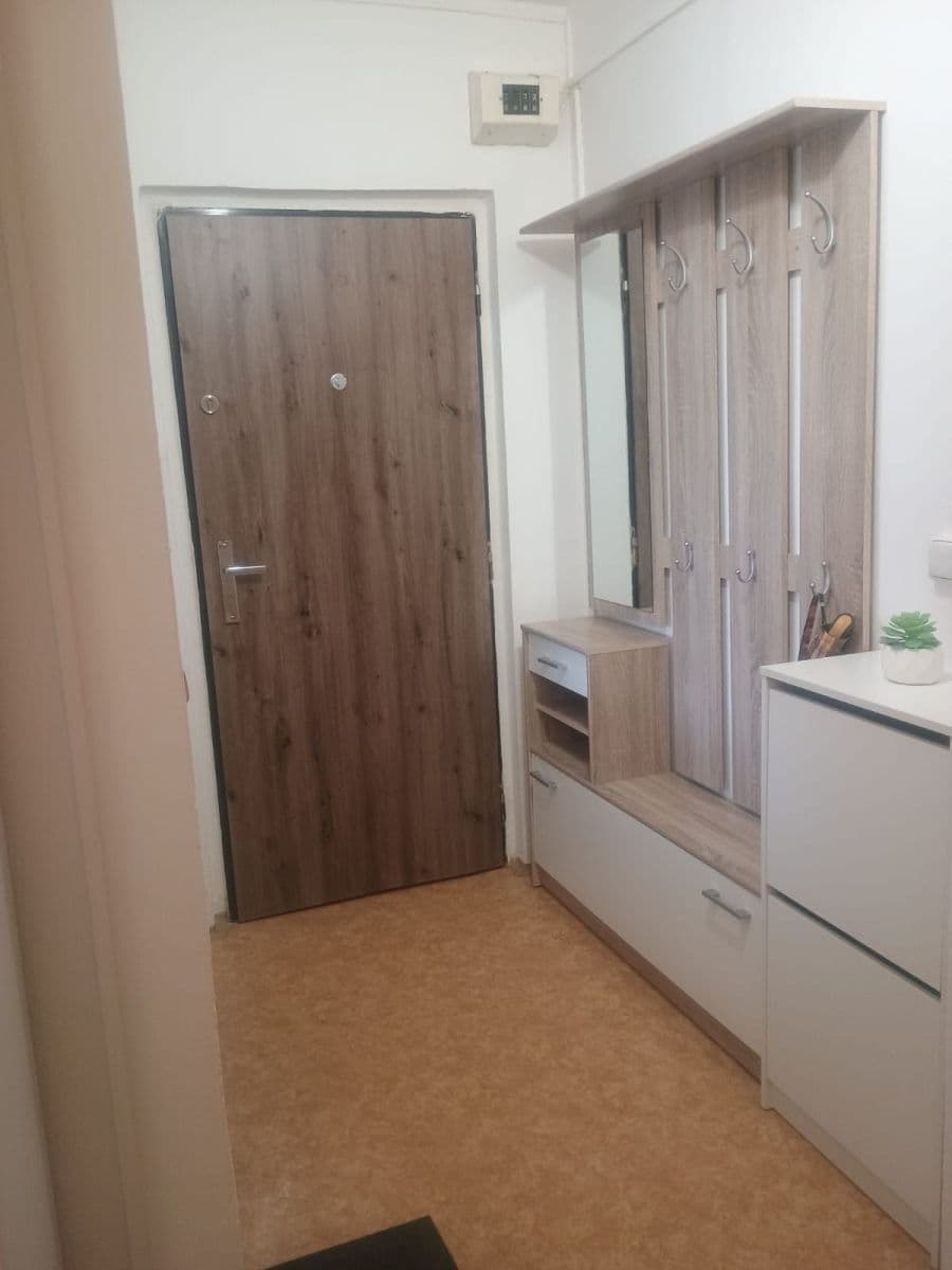 2 bedroom flat to rent, 49 m², Šultysova, Slaný, Středočeský Region 2 bedroom flat to rent, 49 m², Šultysova, Slaný, Středočeský Region