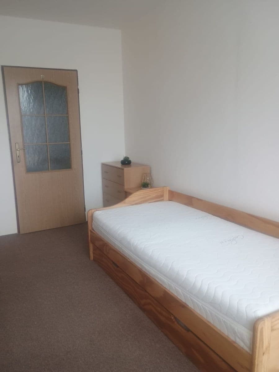 2 bedroom flat to rent, 49 m², Šultysova, Slaný, Středočeský Region 2 bedroom flat to rent, 49 m², Šultysova, Slaný, Středočeský Region