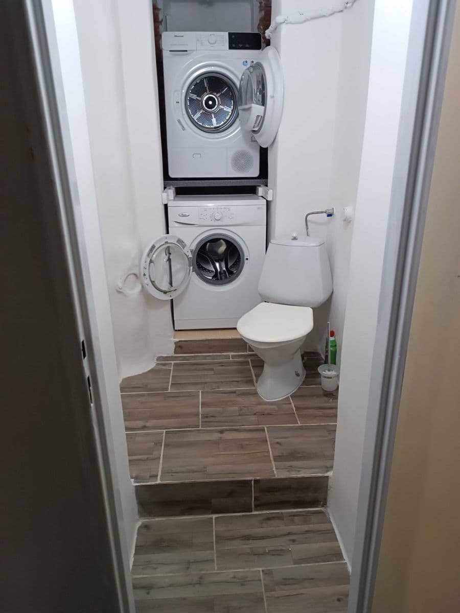 Small studio flat to rent, 18 m², Moravská, Prague, Prague Small studio flat to rent, 18 m², Moravská, Prague, Prague