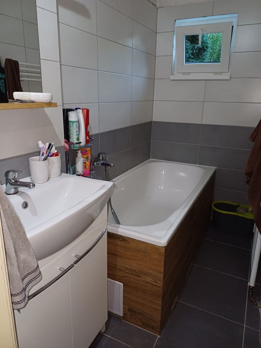 2 bedroom flat to rent, 52 m², Hluboká, Děčín, Ústecký Region 2 bedroom flat to rent, 52 m², Hluboká, Děčín, Ústecký Region