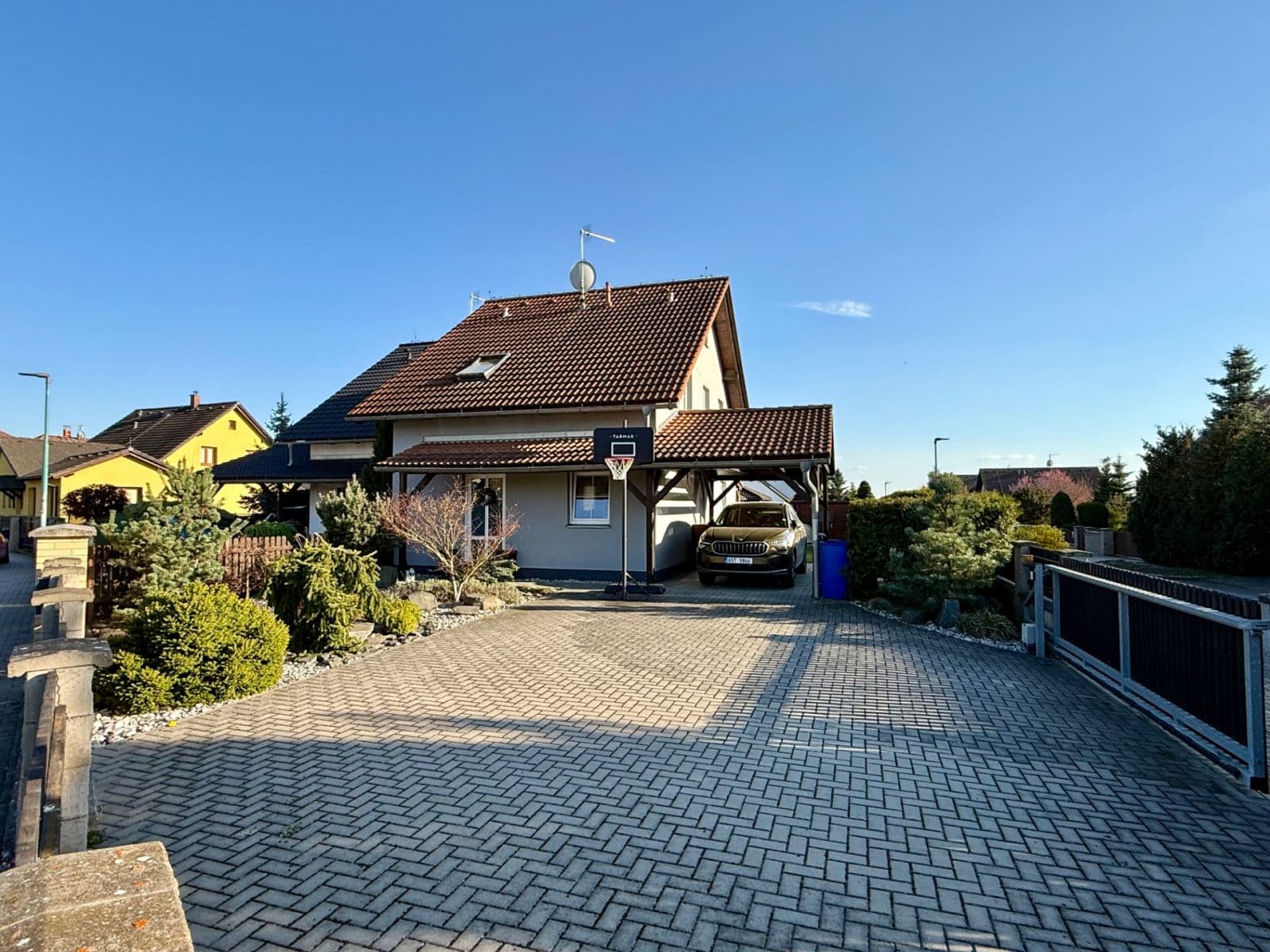 house to rent, 160 m², Západní, Bradlec, Středočeský Region house to rent, 160 m², Západní, Bradlec, Středočeský Region