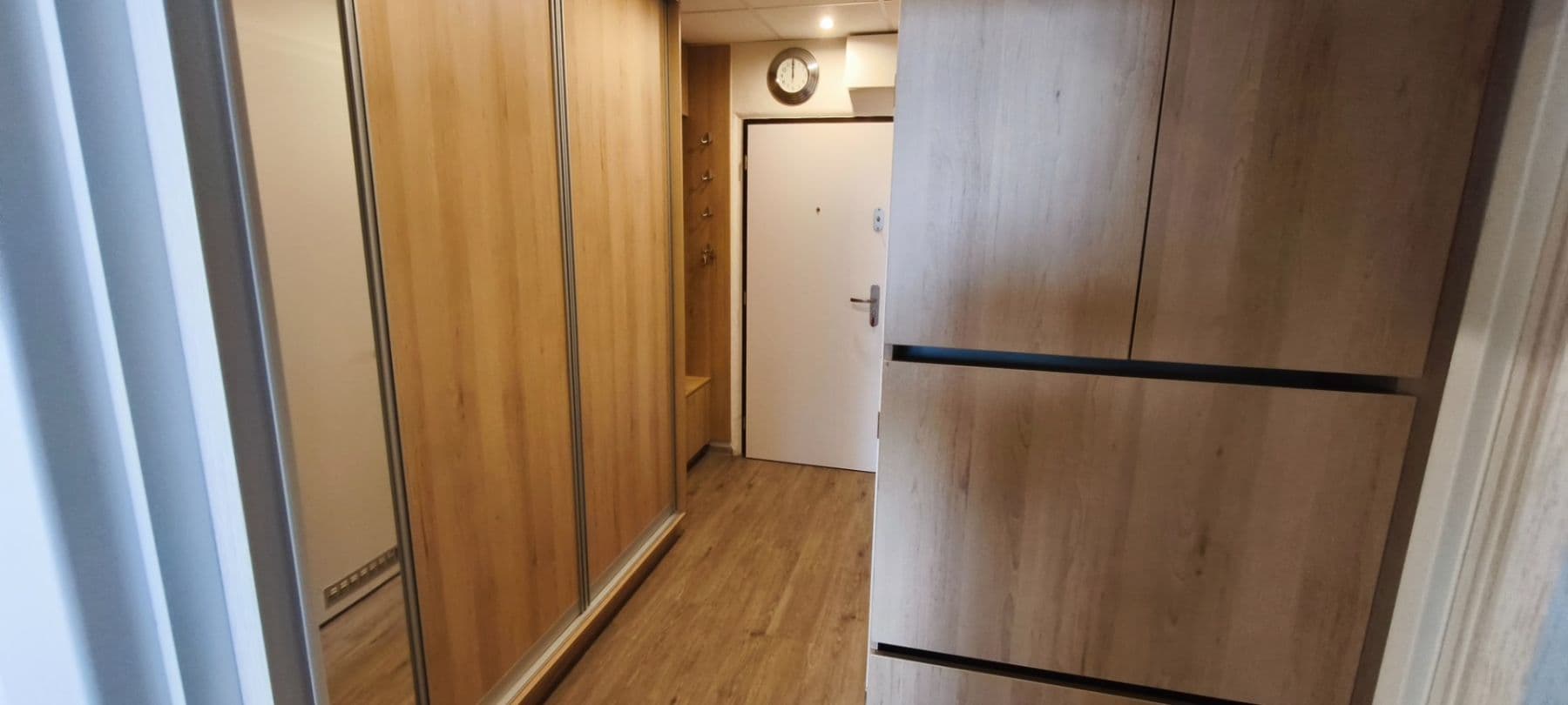 1 bedroom with open-plan kitchen flat to rent, 45 m², Skuteckého, Prague, Prague 1 bedroom with open-plan kitchen flat to rent, 45 m², Skuteckého, Prague, Prague
