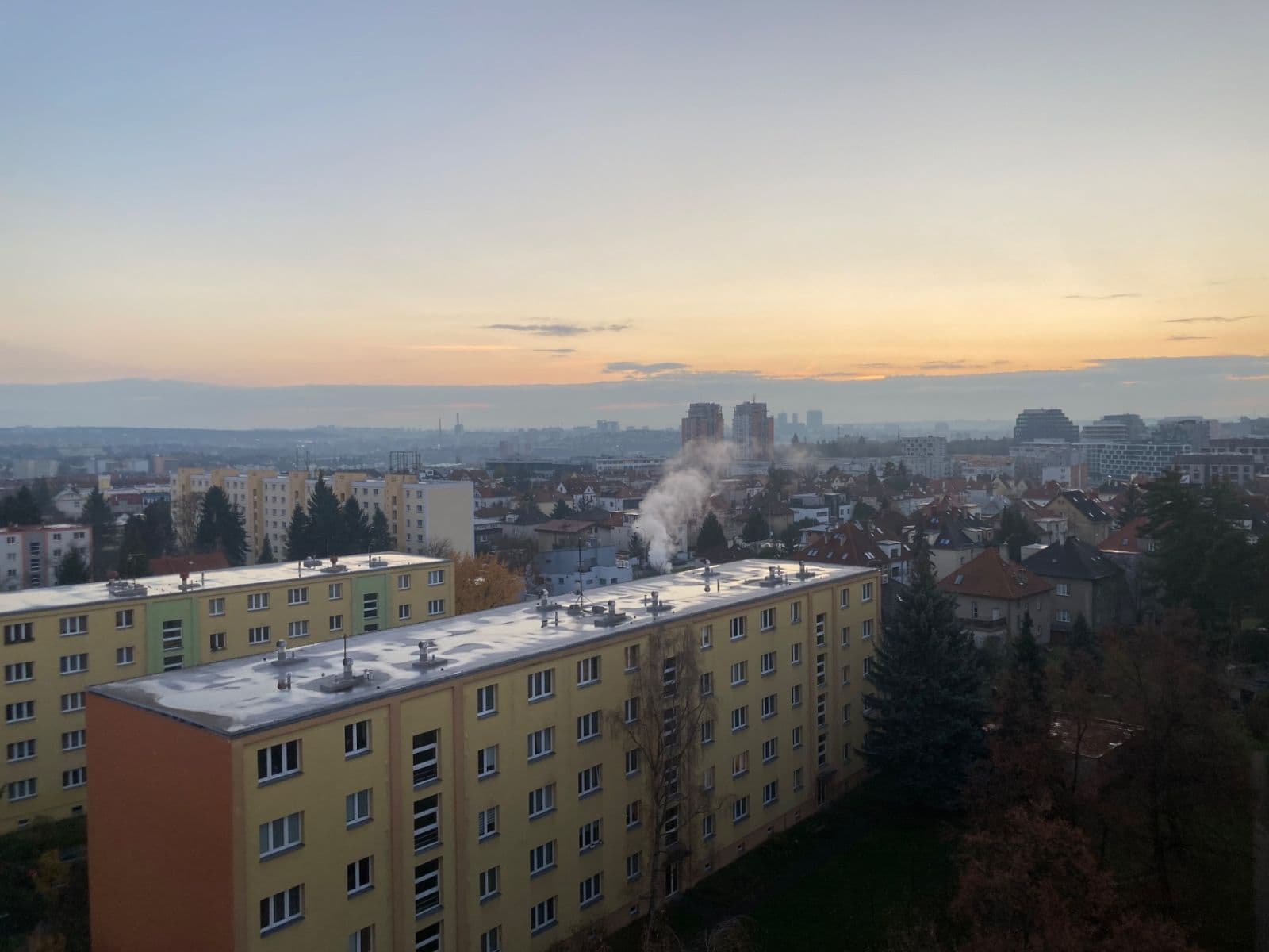 3 bedroom flat to rent, 19 m², Hostýnská, Prague, Prague 3 bedroom flat to rent, 19 m², Hostýnská, Prague, Prague