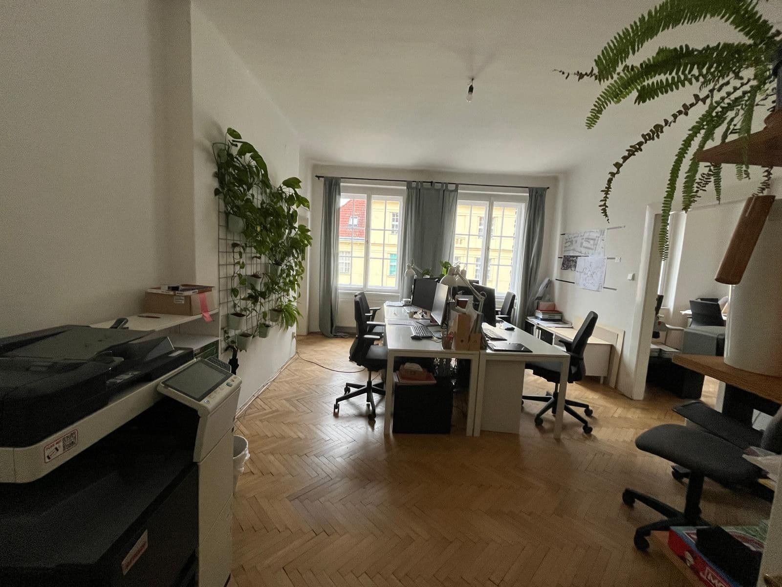 office to rent, 40 m², Charlese de Gaulla, Prague, Prague office to rent, 40 m², Charlese de Gaulla, Prague, Prague