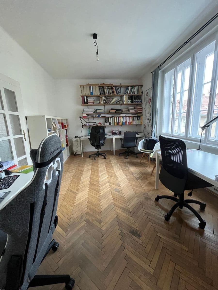office to rent, 40 m², Charlese de Gaulla, Prague, Prague office to rent, 40 m², Charlese de Gaulla, Prague, Prague