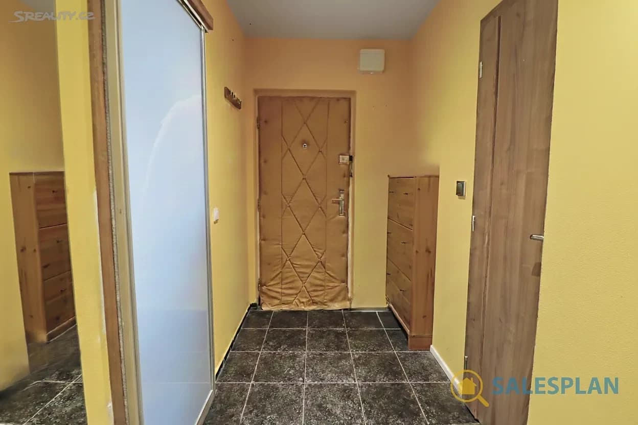 2 bedroom with open-plan kitchen flat for sale, 77 m², Děčínská, Kladno, Středočeský Region 2 bedroom with open-plan kitchen flat for sale, 77 m², Děčínská, Kladno, Středočeský Region