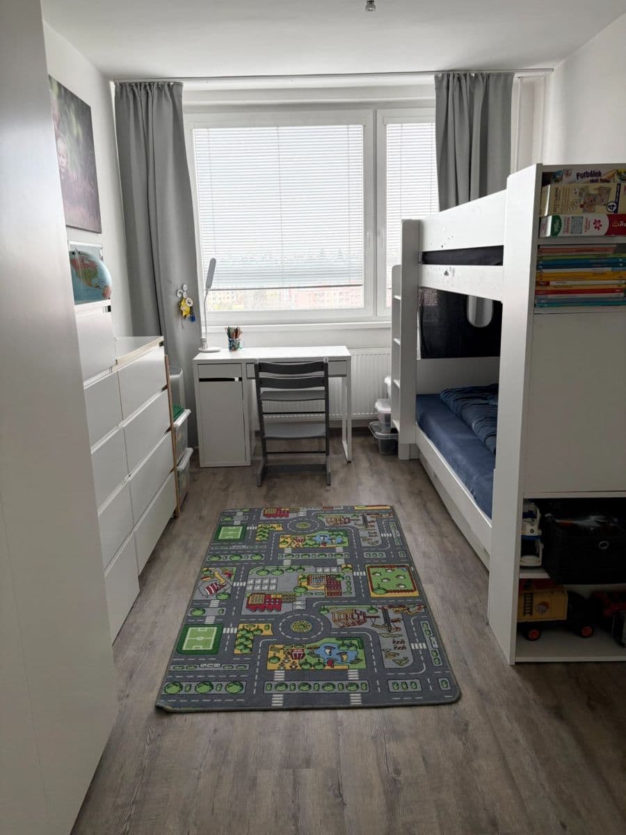 2 bedroom with open-plan kitchen flat to rent, 72 m², Doležalova, Prague, Prague 2 bedroom with open-plan kitchen flat to rent, 72 m², Doležalova, Prague, Prague