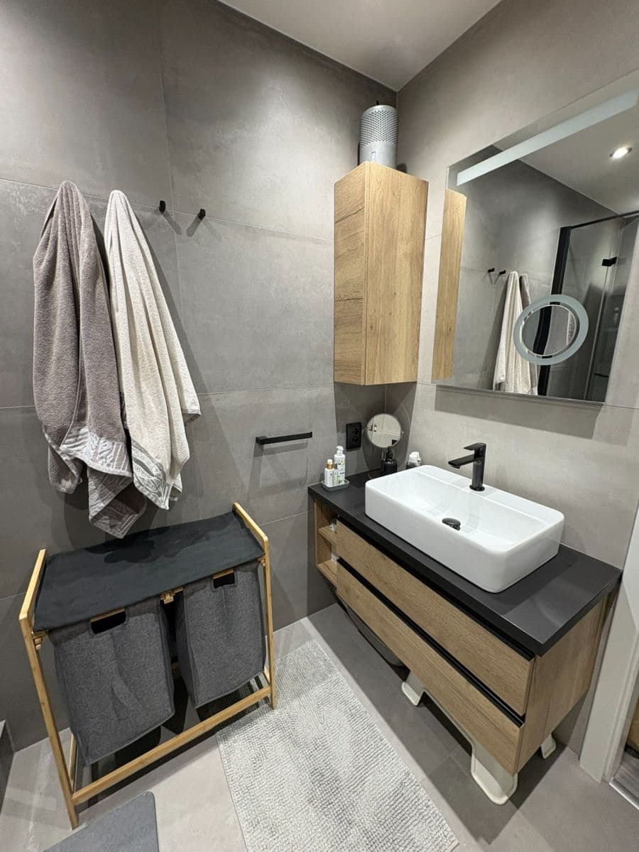 2 bedroom with open-plan kitchen flat to rent, 72 m², Doležalova, Prague, Prague 2 bedroom with open-plan kitchen flat to rent, 72 m², Doležalova, Prague, Prague