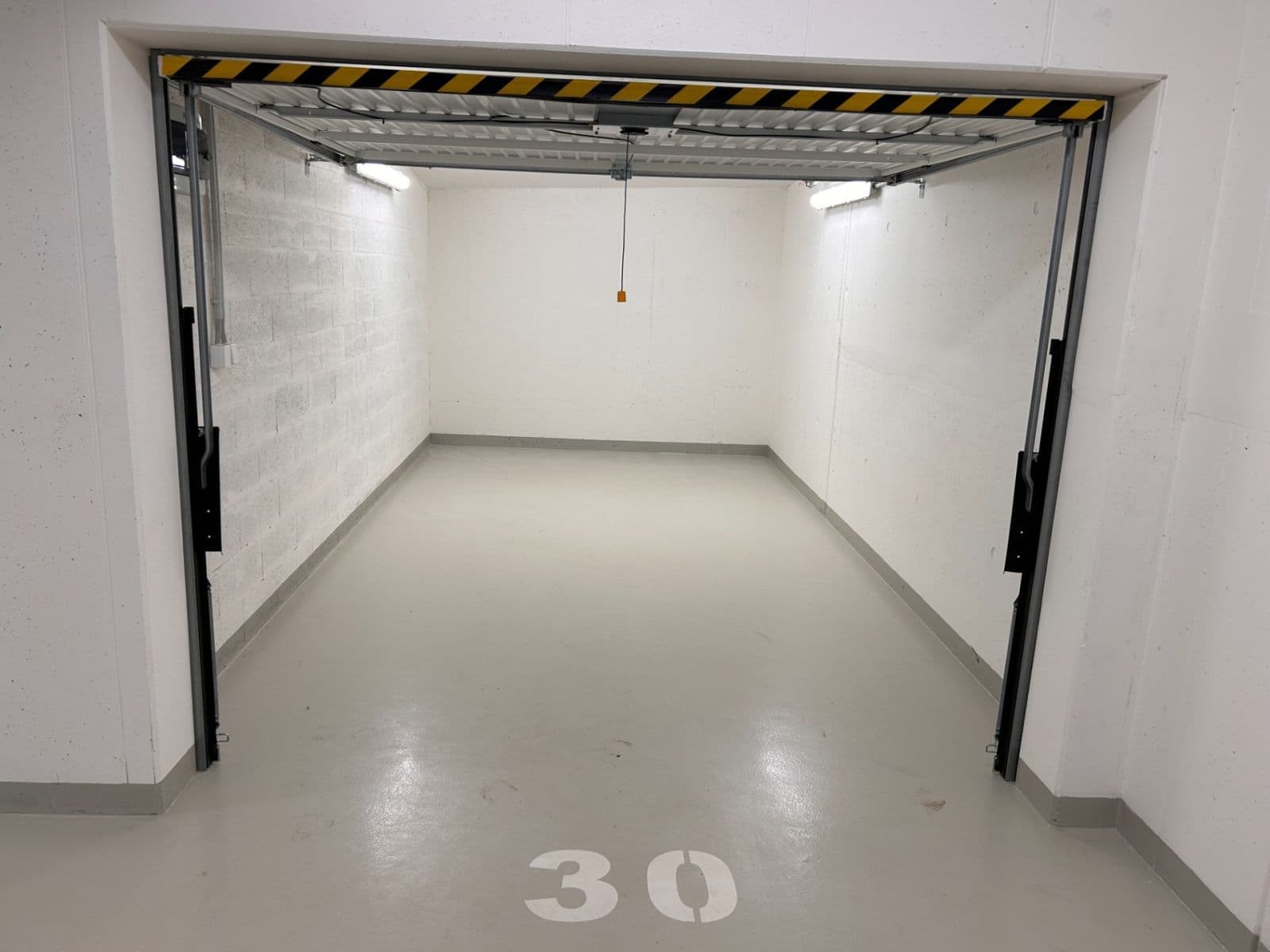 1 bedroom with open-plan kitchen flat for sale, 45 m², U Továren, Prague, Prague 1 bedroom with open-plan kitchen flat for sale, 45 m², U Továren, Prague, Prague