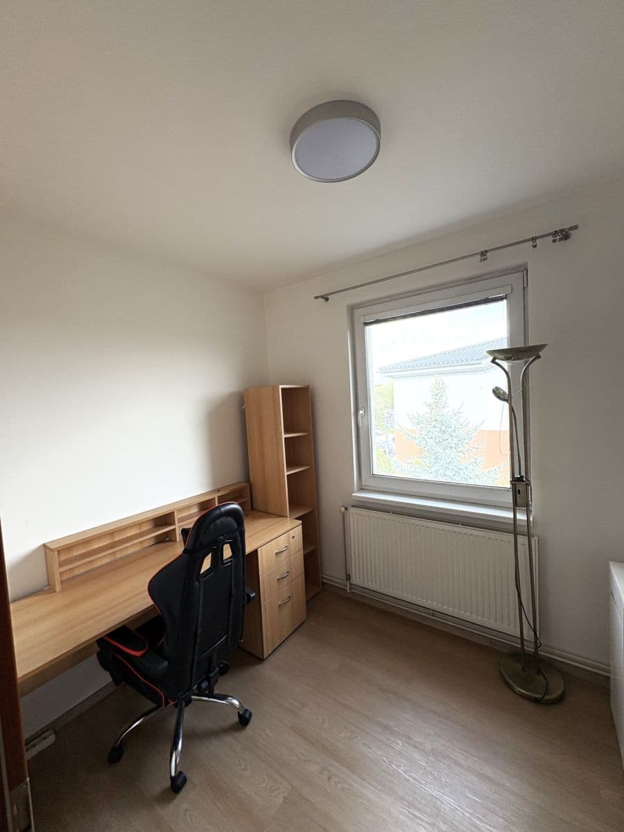 4 bedroom flat to rent, 82 m², Dandova, Prague, Prague 4 bedroom flat to rent, 82 m², Dandova, Prague, Prague