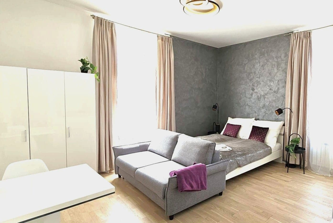 Studio flat to rent, 34 m², Washingtonova, Prague, Prague Studio flat to rent, 34 m², Washingtonova, Prague, Prague