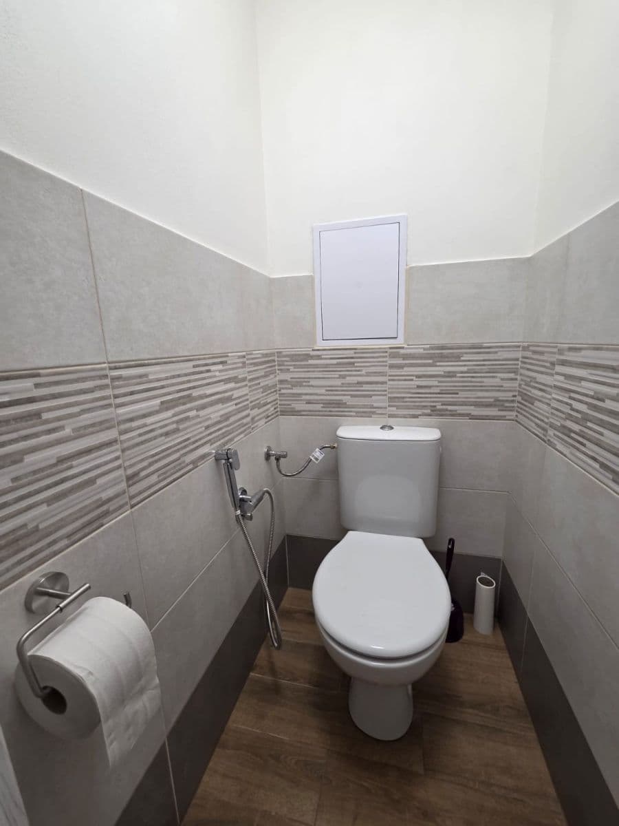 1 bedroom with open-plan kitchen flat to rent, 40 m², Jerevanská, Kladno, Středočeský Region 1 bedroom with open-plan kitchen flat to rent, 40 m², Jerevanská, Kladno, Středočeský Region