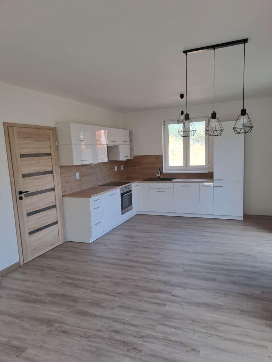 house to rent, 110 m², Mnichovice, Středočeský Region house to rent, 110 m², Mnichovice, Středočeský Region