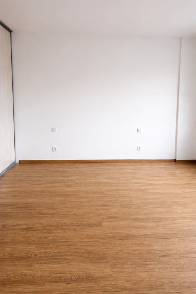 2 bedroom with open-plan kitchen flat to rent, 66 m², Pod Brentovou, Prague, Prague 2 bedroom with open-plan kitchen flat to rent, 66 m², Pod Brentovou, Prague, Prague