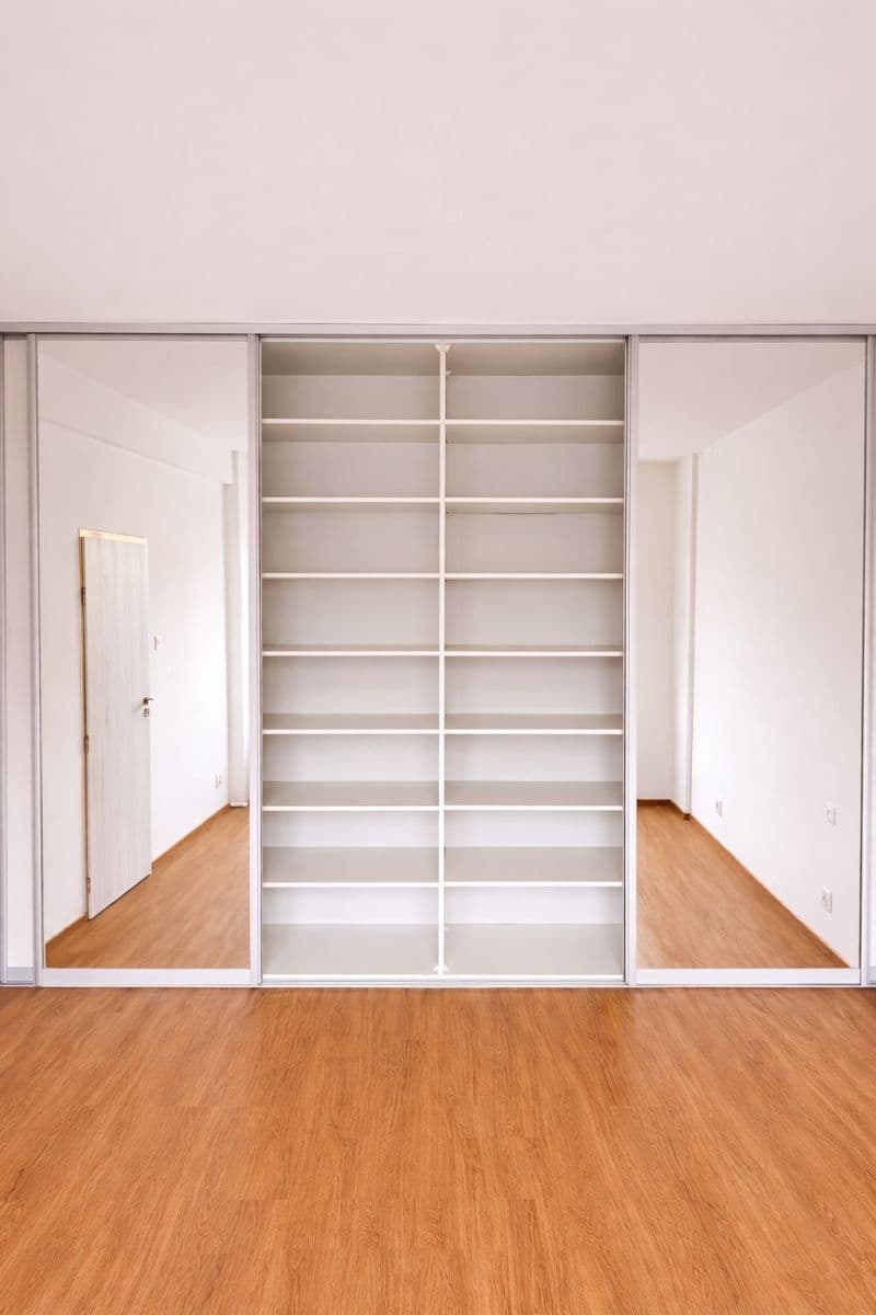 2 bedroom with open-plan kitchen flat to rent, 66 m², Pod Brentovou, Prague, Prague 2 bedroom with open-plan kitchen flat to rent, 66 m², Pod Brentovou, Prague, Prague