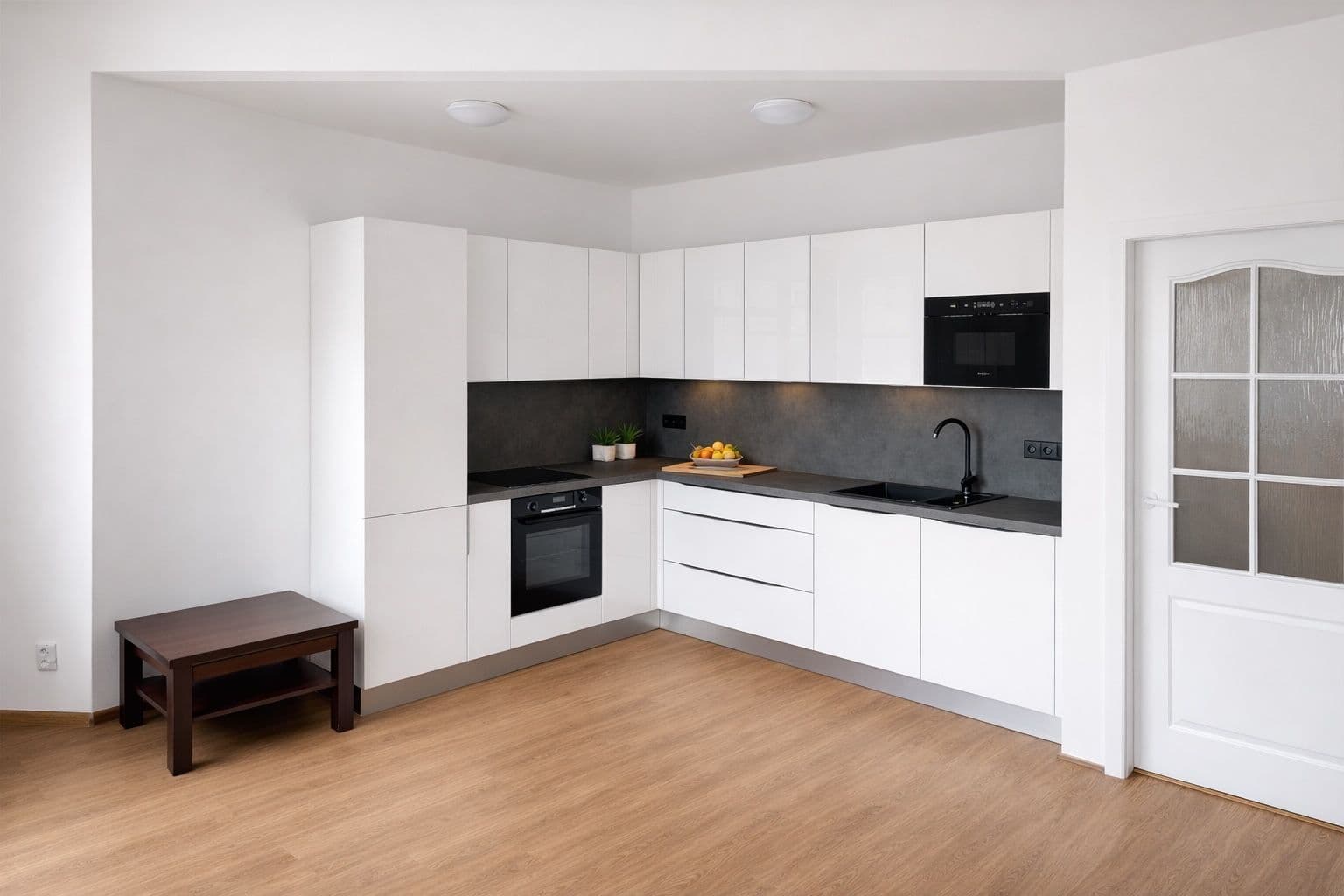 2 bedroom with open-plan kitchen flat to rent, 66 m², Pod Brentovou, Prague, Prague 2 bedroom with open-plan kitchen flat to rent, 66 m², Pod Brentovou, Prague, Prague