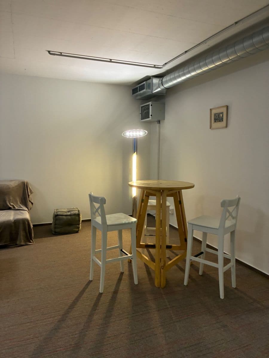 Studio flat to rent, 92 m², Pod Dvorem, Prague, Prague Studio flat to rent, 92 m², Pod Dvorem, Prague, Prague