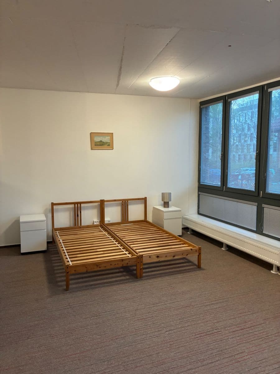 Studio flat to rent, 92 m², Pod Dvorem, Prague, Prague Studio flat to rent, 92 m², Pod Dvorem, Prague, Prague