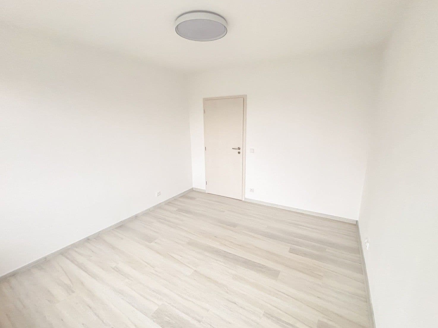 2 bedroom with open-plan kitchen flat to rent, 71 m², Vondroušova, Prague, Prague 2 bedroom with open-plan kitchen flat to rent, 71 m², Vondroušova, Prague, Prague