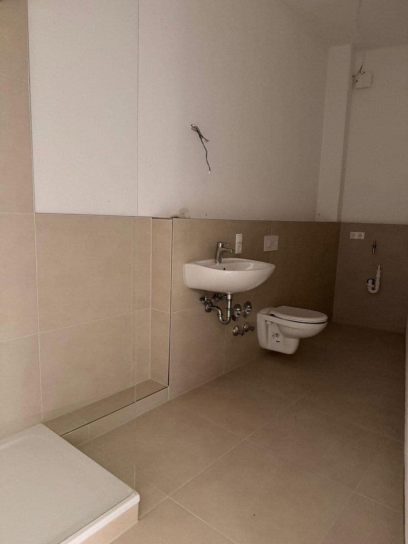 4 bedroom flat to rent, 102 m², Kreuzstrasse 18a, Bad Neuenahr-Ahrweiler, Rhineland-Palatinate 4 bedroom flat to rent, 102 m², Kreuzstrasse 18a, Bad Neuenahr-Ahrweiler, Rhineland-Palatinate