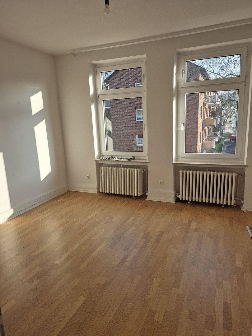 2 bedroom with open-plan kitchen flat to rent, 86 m², Viehauser Berg 31, Essen, Ruhr, North Rhine-Westphalia 2 bedroom with open-plan kitchen flat to rent, 86 m², Viehauser Berg 31, Essen, Ruhr, North Rhine-Westphalia