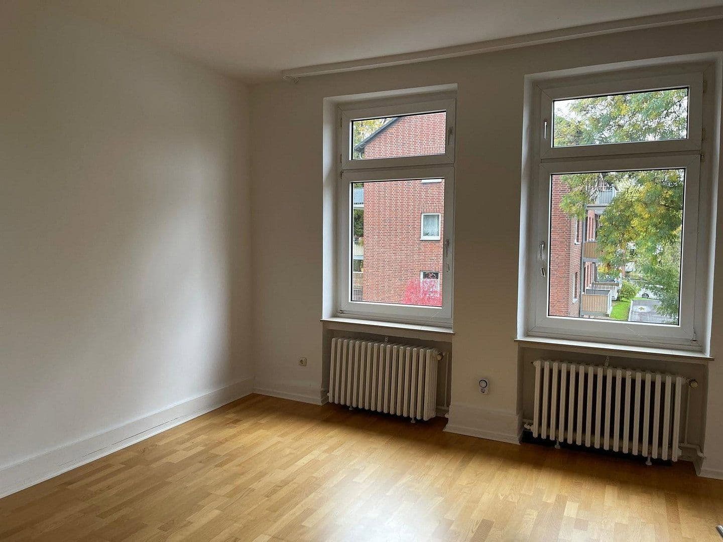 2 bedroom with open-plan kitchen flat to rent, 86 m², Viehauser Berg 31, Essen, Ruhr, North Rhine-Westphalia 2 bedroom with open-plan kitchen flat to rent, 86 m², Viehauser Berg 31, Essen, Ruhr, North Rhine-Westphalia