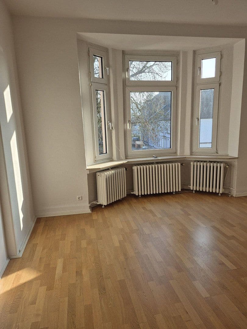 2 bedroom with open-plan kitchen flat to rent, 86 m², Viehauser Berg 31, Essen, Ruhr, North Rhine-Westphalia 2 bedroom with open-plan kitchen flat to rent, 86 m², Viehauser Berg 31, Essen, Ruhr, North Rhine-Westphalia