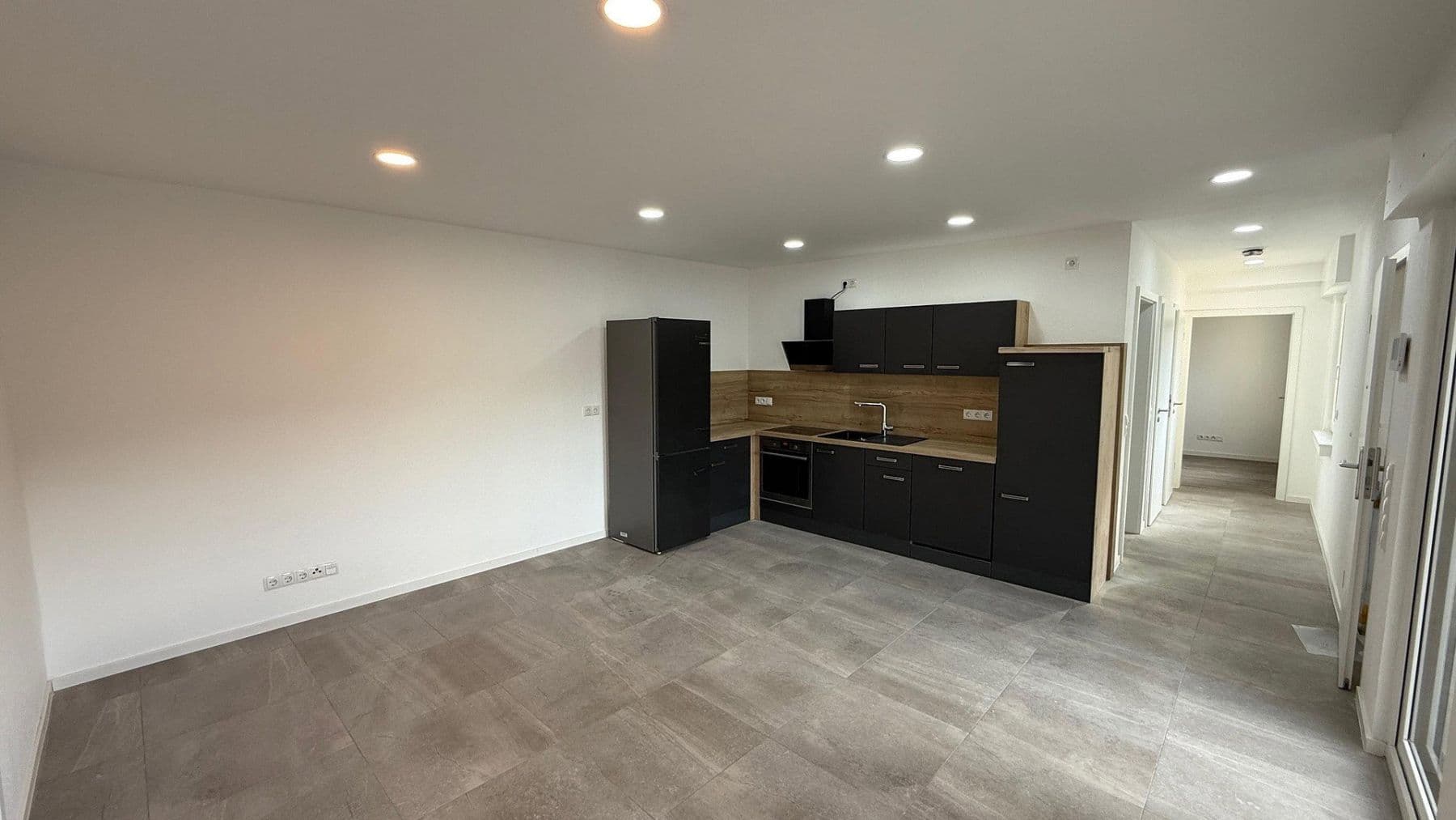 2 bedroom flat to rent, 72 m², Andernach, Rhineland-Palatinate 2 bedroom flat to rent, 72 m², Andernach, Rhineland-Palatinate