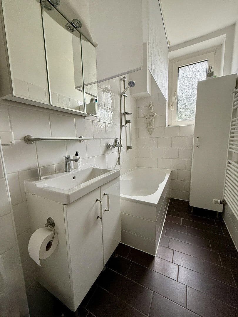 2 bedroom flat to rent, 60 m², Hainstraße 78, Wuppertal, North Rhine-Westphalia 2 bedroom flat to rent, 60 m², Hainstraße 78, Wuppertal, North Rhine-Westphalia