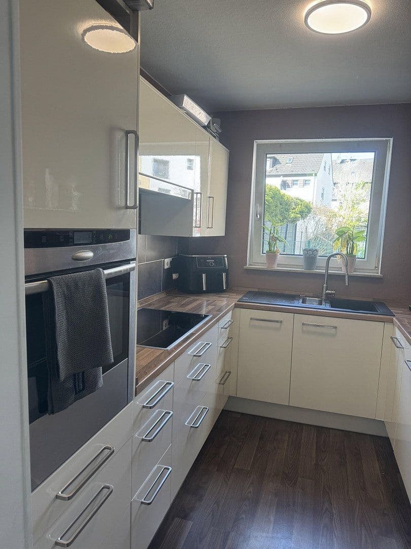 house for sale, 145 m², Duisburg, North Rhine-Westphalia house for sale, 145 m², Duisburg, North Rhine-Westphalia