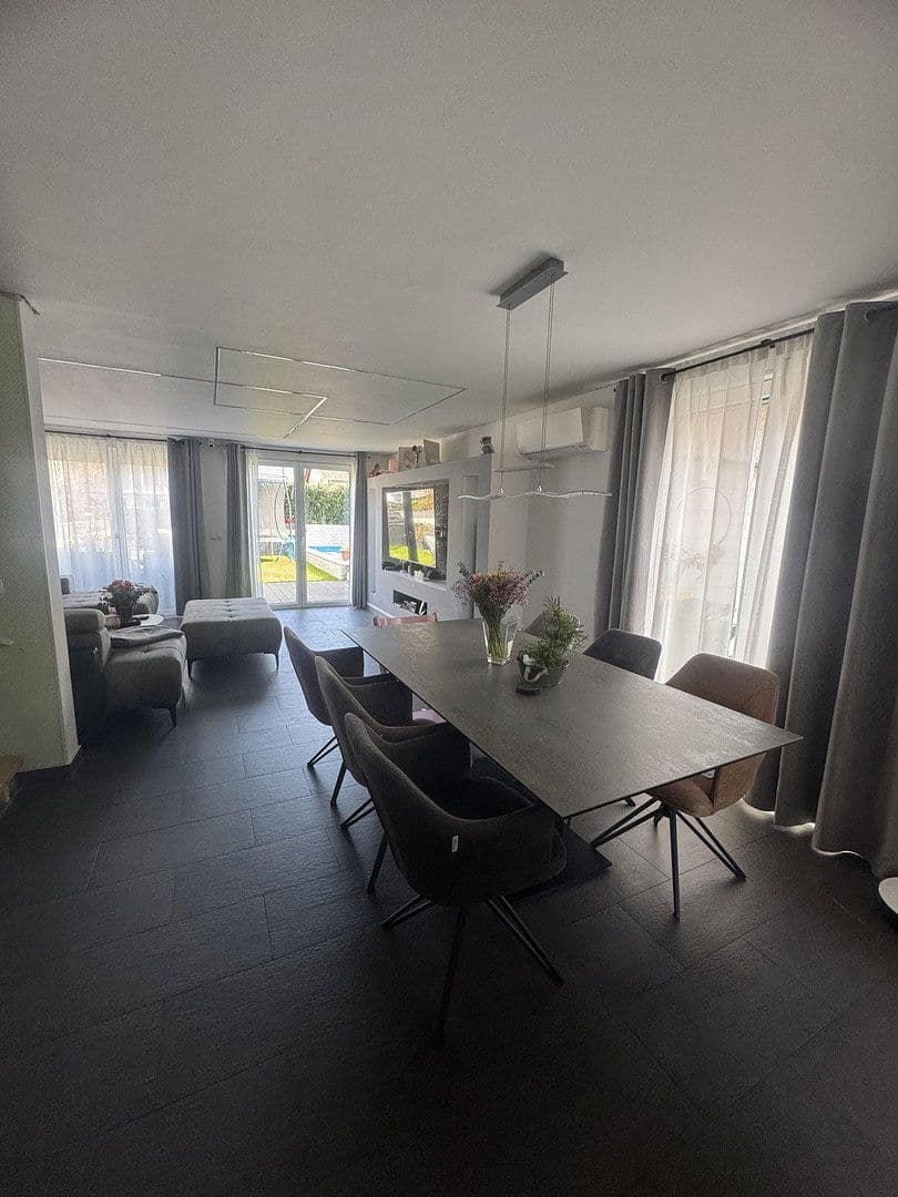 house for sale, 145 m², Duisburg, North Rhine-Westphalia house for sale, 145 m², Duisburg, North Rhine-Westphalia
