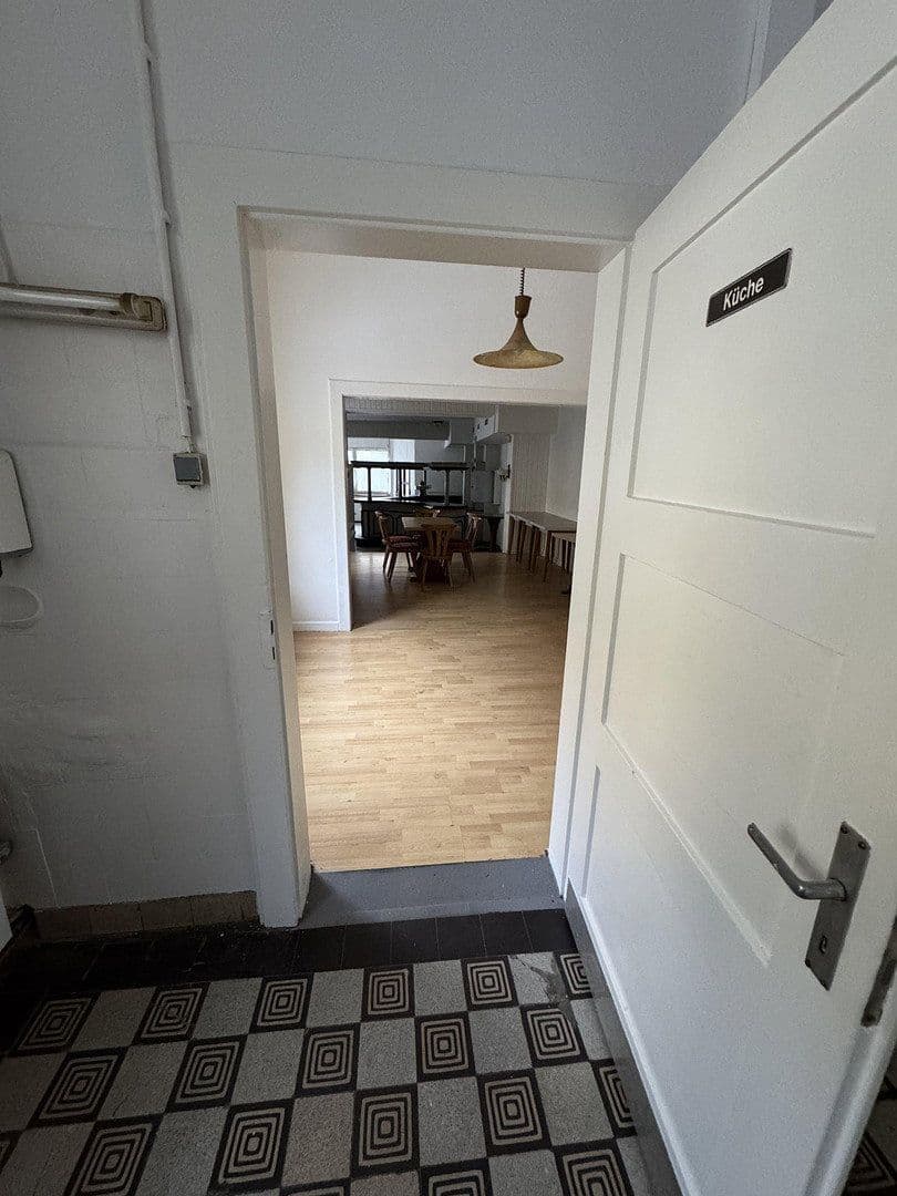 non-residential property to rent, 100 m², Augustastraße, Duisburg, North Rhine-Westphalia non-residential property to rent, 100 m², Augustastraße, Duisburg, North Rhine-Westphalia