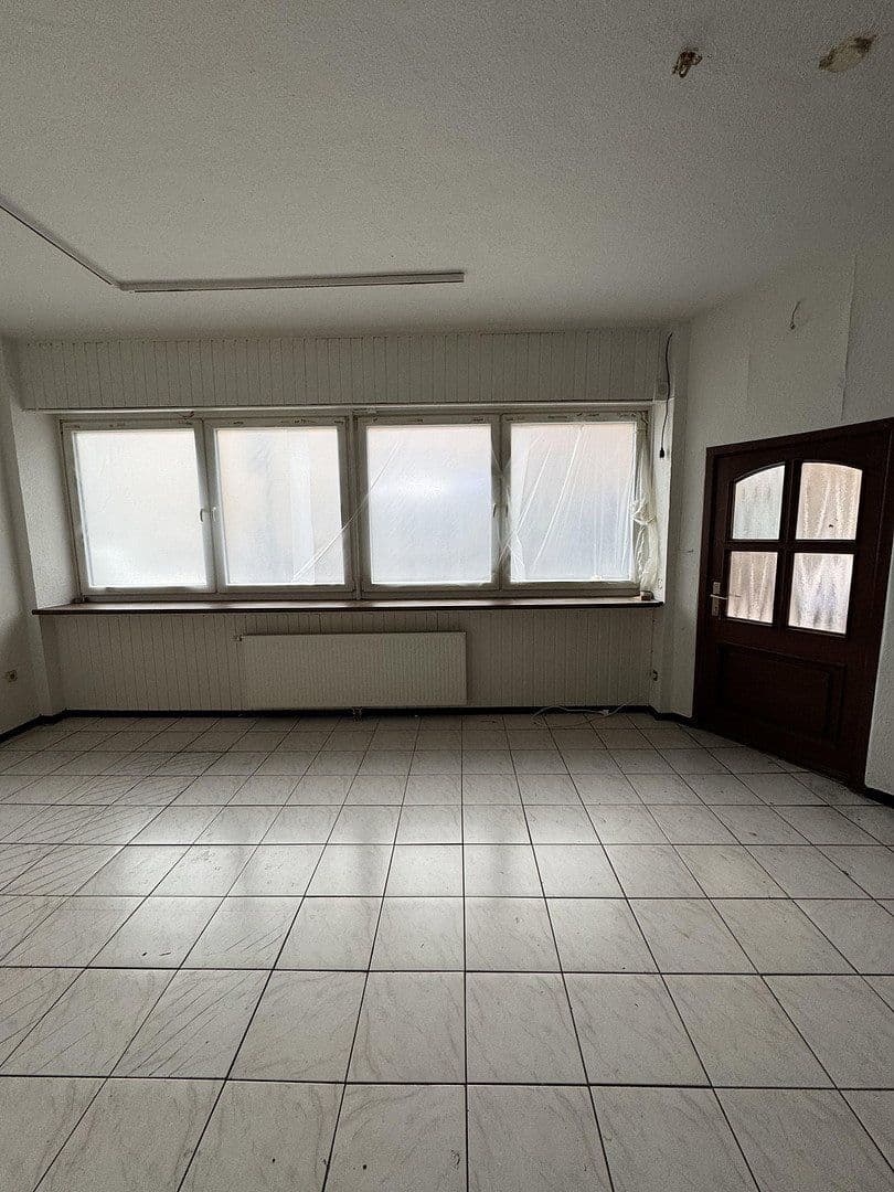 non-residential property to rent, 100 m², Augustastraße, Duisburg, North Rhine-Westphalia non-residential property to rent, 100 m², Augustastraße, Duisburg, North Rhine-Westphalia