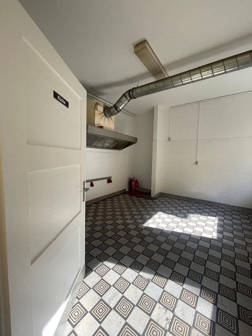 non-residential property to rent, 100 m², Augustastraße, Duisburg, North Rhine-Westphalia non-residential property to rent, 100 m², Augustastraße, Duisburg, North Rhine-Westphalia