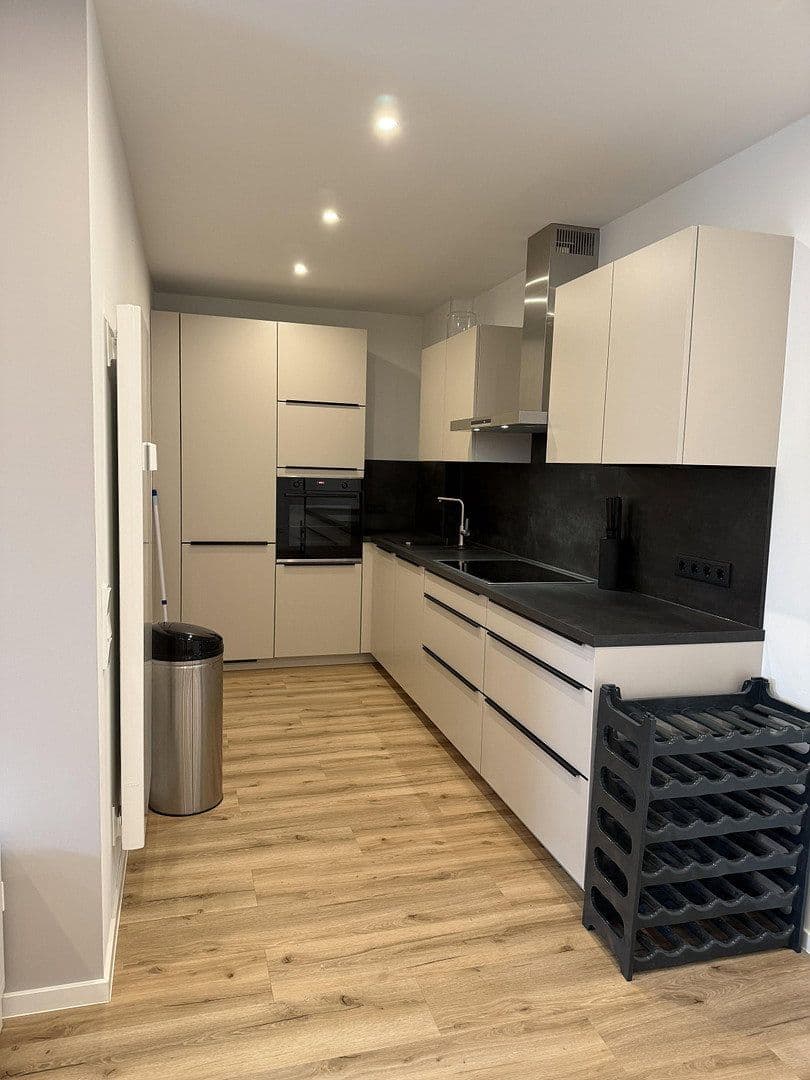 1 bedroom with open-plan kitchen flat to rent, 79 m², Rathausstraße 7, Hofheim am Taunus, Hesse 1 bedroom with open-plan kitchen flat to rent, 79 m², Rathausstraße 7, Hofheim am Taunus, Hesse