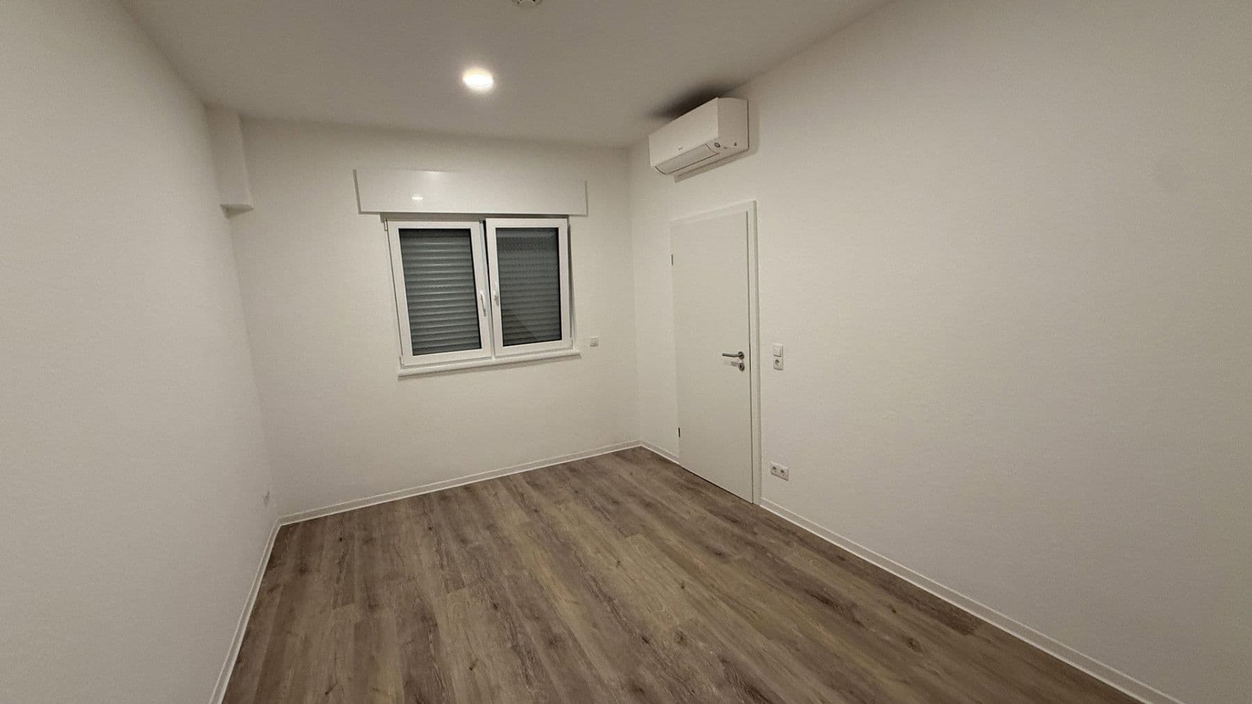 5 bedroom flat to rent, 117 m², Andernach, Rhineland-Palatinate 5 bedroom flat to rent, 117 m², Andernach, Rhineland-Palatinate