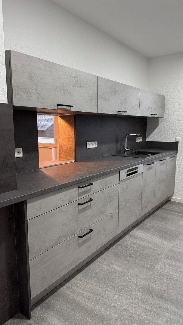 3 bedroom flat to rent, 102 m², Andernach, Rhineland-Palatinate 3 bedroom flat to rent, 102 m², Andernach, Rhineland-Palatinate