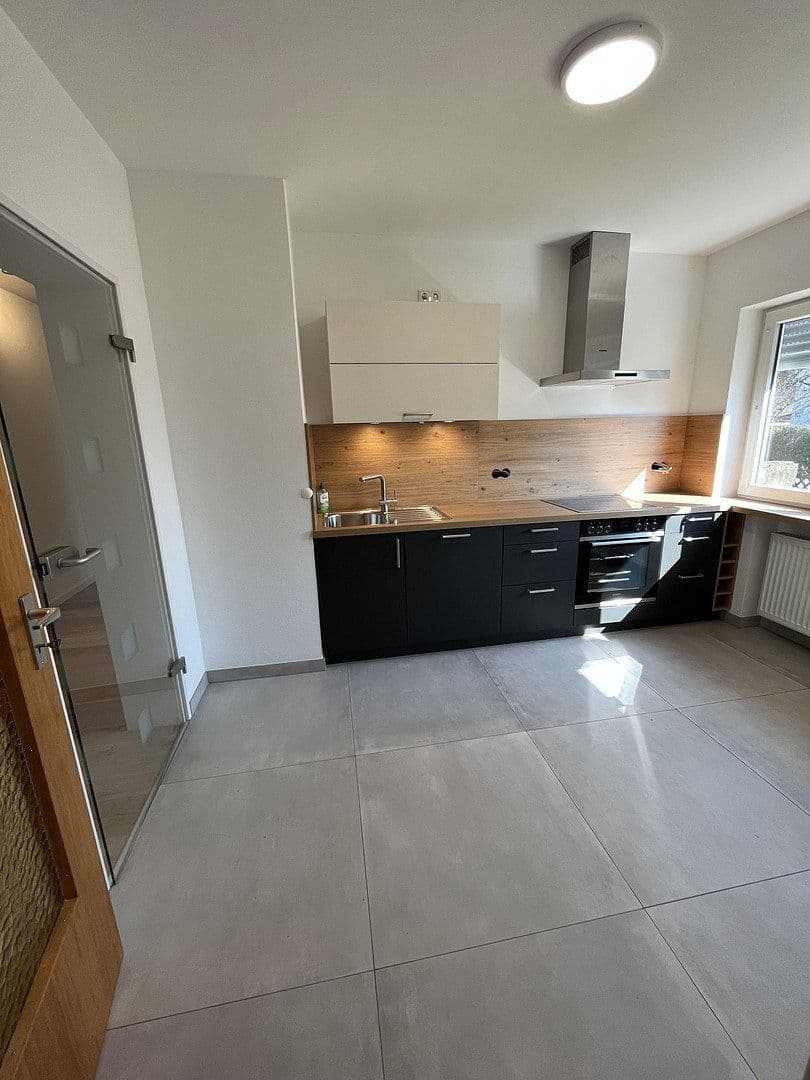 2 bedroom with open-plan kitchen flat to rent, 86 m², Möhrendorf, Bavaria 2 bedroom with open-plan kitchen flat to rent, 86 m², Möhrendorf, Bavaria