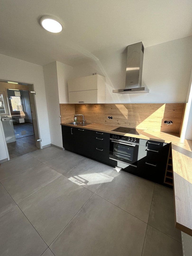 2 bedroom with open-plan kitchen flat to rent, 86 m², Möhrendorf, Bavaria 2 bedroom with open-plan kitchen flat to rent, 86 m², Möhrendorf, Bavaria