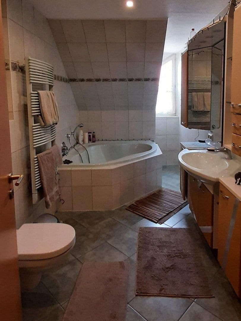 3 bedroom flat to rent, 110 m², Marktstr. 29, Bad Langensalza, Thuringia 3 bedroom flat to rent, 110 m², Marktstr. 29, Bad Langensalza, Thuringia