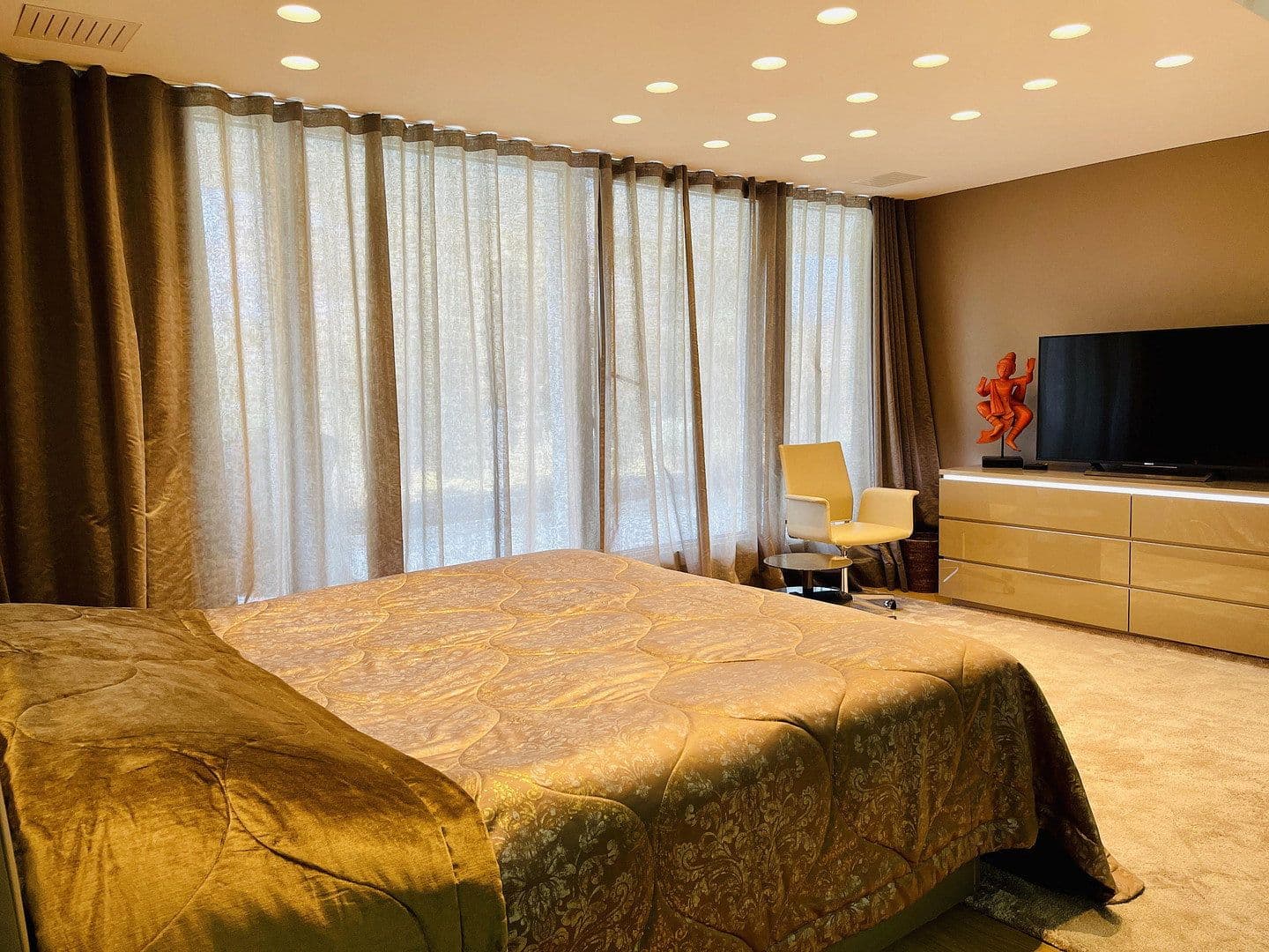 5 bedroom flat to rent, 224 m², Düsseldorf, North Rhine-Westphalia 5 bedroom flat to rent, 224 m², Düsseldorf, North Rhine-Westphalia