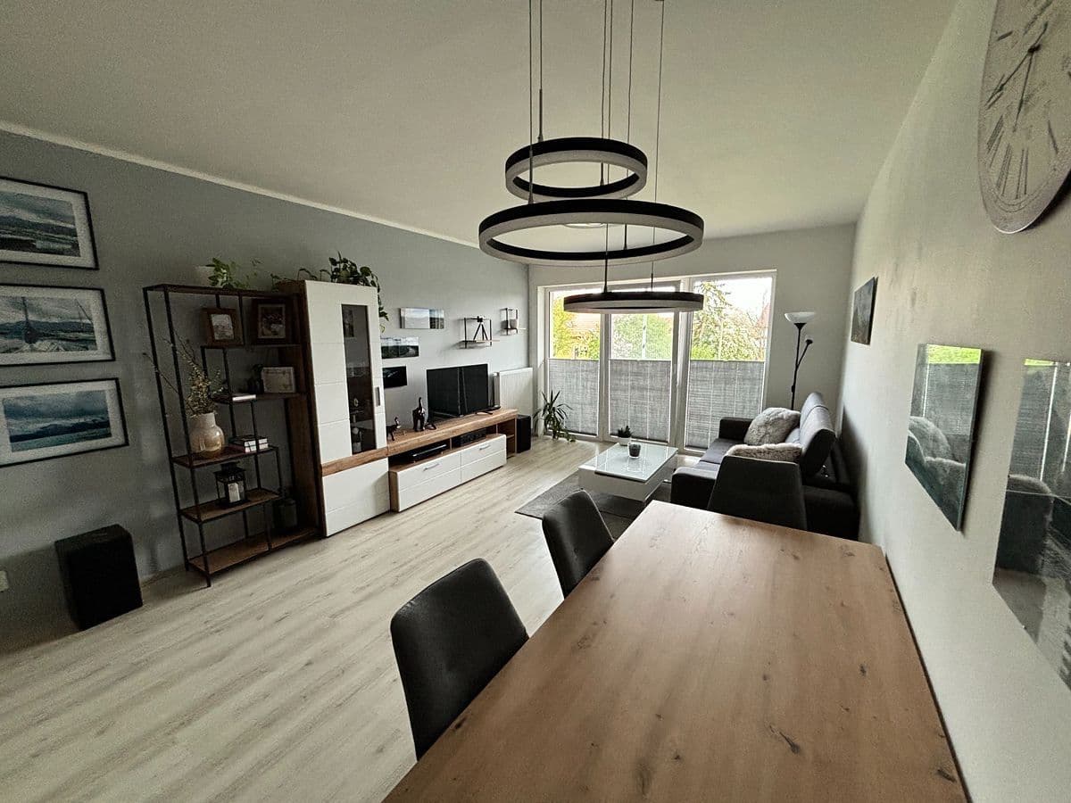 1 bedroom with open-plan kitchen flat for sale, 68 m², U Parketárny, Unhošť, Středočeský Region 1 bedroom with open-plan kitchen flat for sale, 68 m², U Parketárny, Unhošť, Středočeský Region