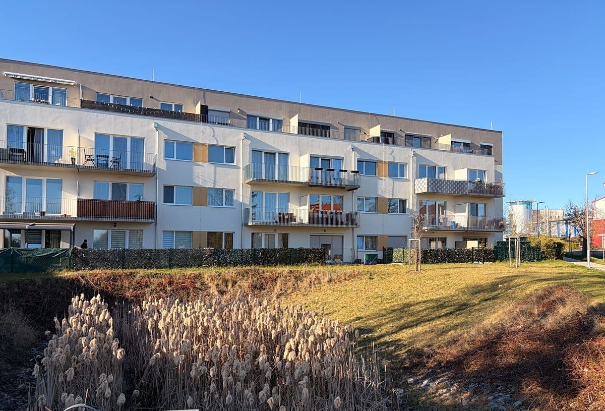 1 bedroom with open-plan kitchen flat for sale, 68 m², U Parketárny, Unhošť, Středočeský Region 1 bedroom with open-plan kitchen flat for sale, 68 m², U Parketárny, Unhošť, Středočeský Region