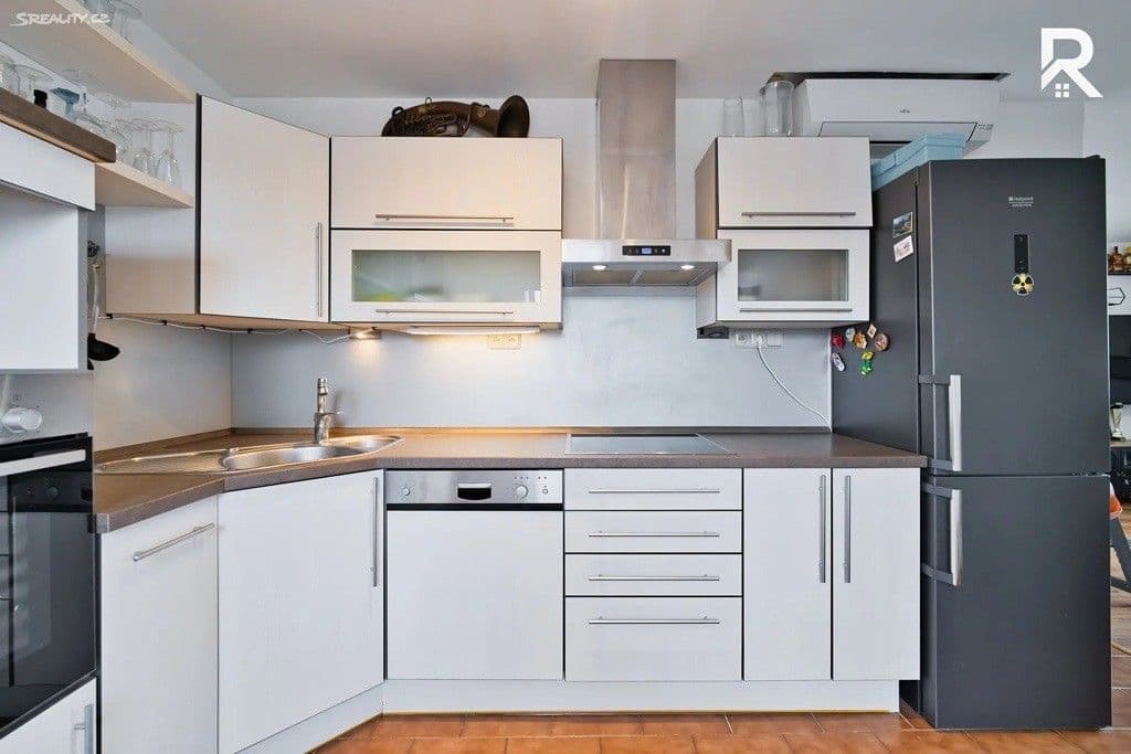 2 bedroom with open-plan kitchen flat to rent, 71 m², Znojemská, Hrušovany nad Jevišovkou, Jihomoravský Region 2 bedroom with open-plan kitchen flat to rent, 71 m², Znojemská, Hrušovany nad Jevišovkou, Jihomoravský Region