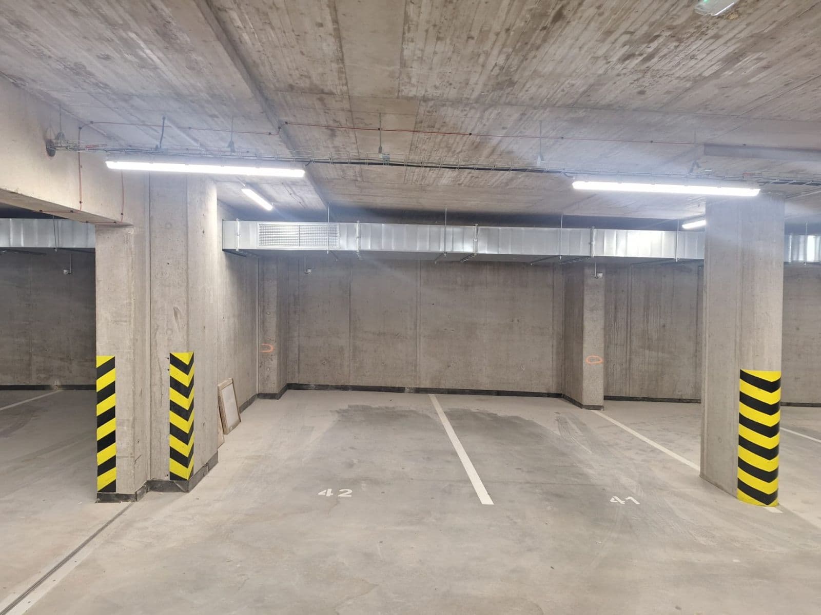 garage to rent, 25 m², Ondrova, Brno, Jihomoravský Region garage to rent, 25 m², Ondrova, Brno, Jihomoravský Region