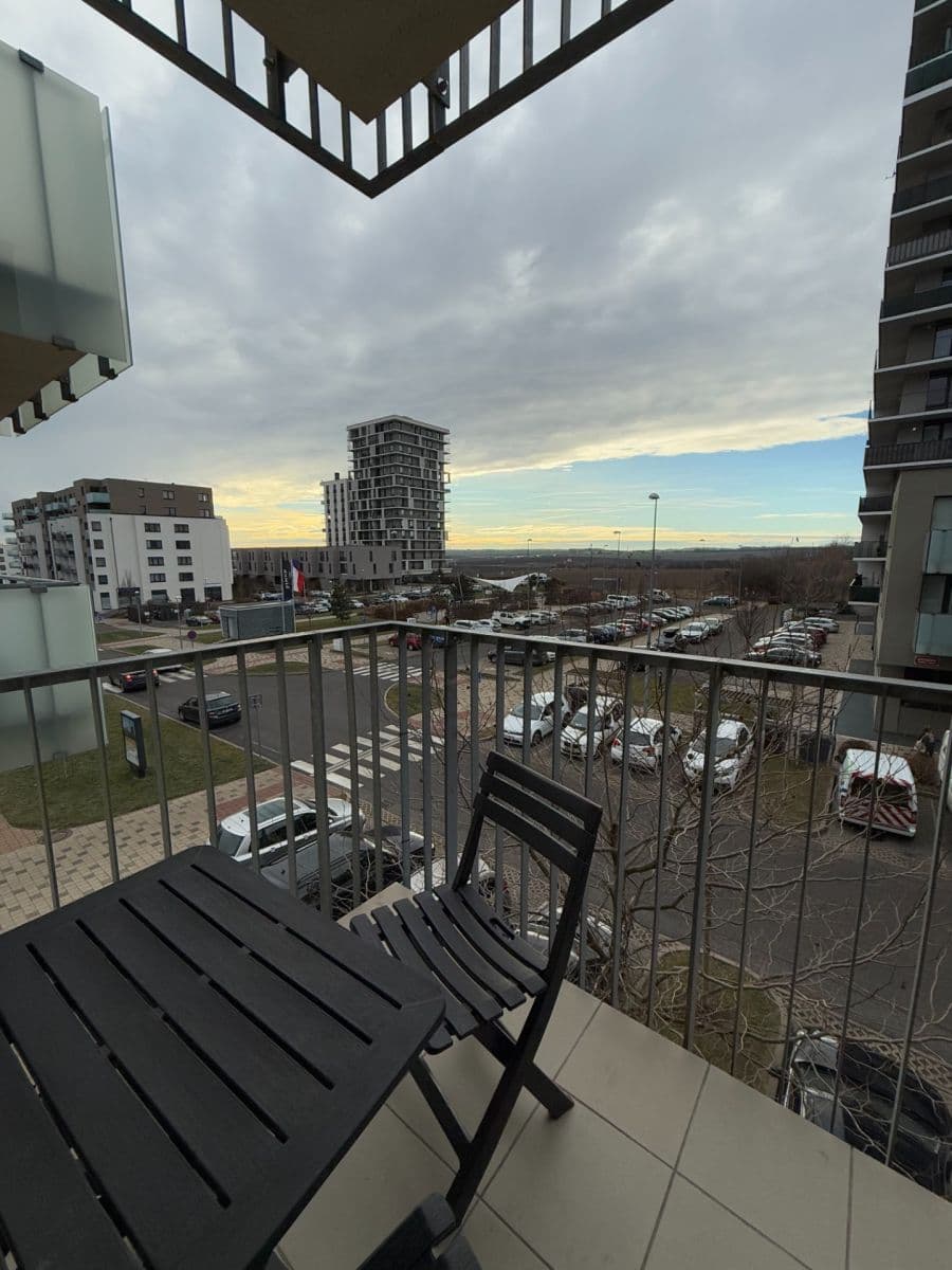 Studio flat to rent, 30 m², Svitákova, Prague, Prague Studio flat to rent, 30 m², Svitákova, Prague, Prague