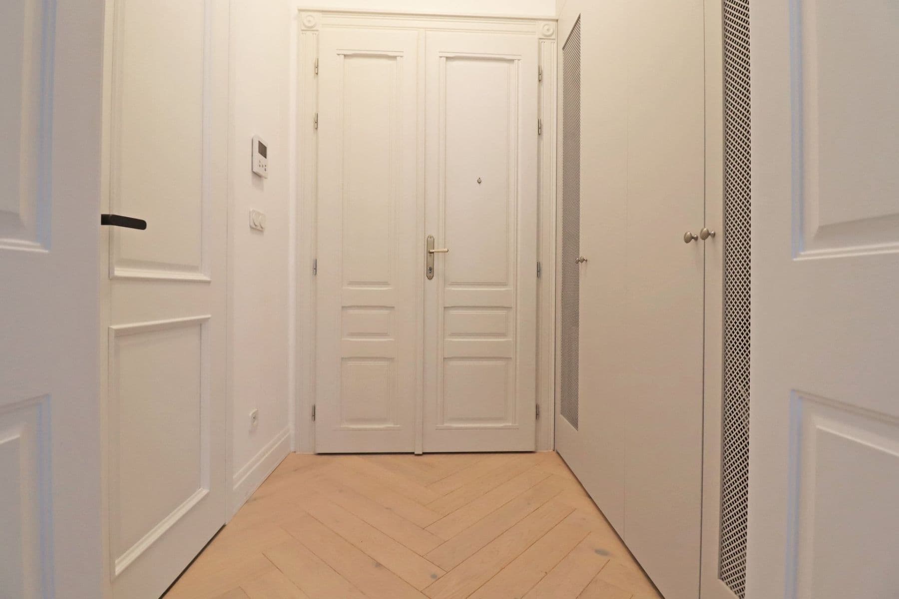 1 bedroom with open-plan kitchen flat to rent, 75 m², Mánesova, Prague, Prague 1 bedroom with open-plan kitchen flat to rent, 75 m², Mánesova, Prague, Prague