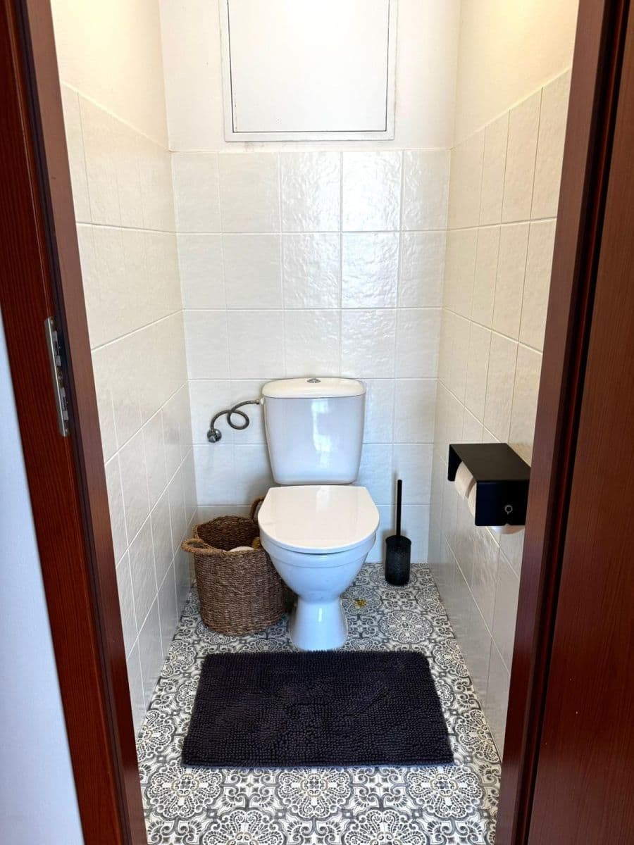 2 bedroom with open-plan kitchen flat to rent, 78 m², Budapešťská, Prague, Prague 2 bedroom with open-plan kitchen flat to rent, 78 m², Budapešťská, Prague, Prague